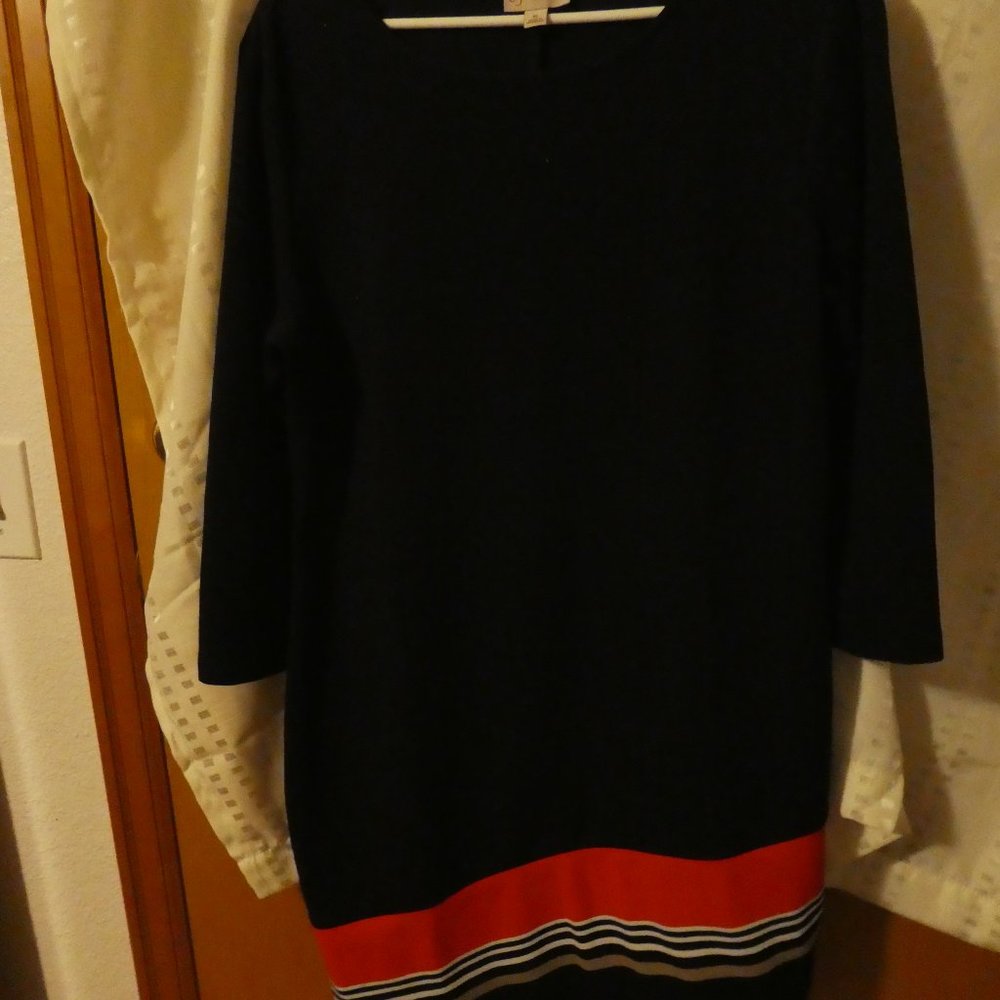 Women's XL knit dress, Navy w/ red and tan accent colors